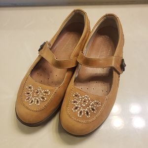 Skechers comfort shape-ups Mary Janes size…